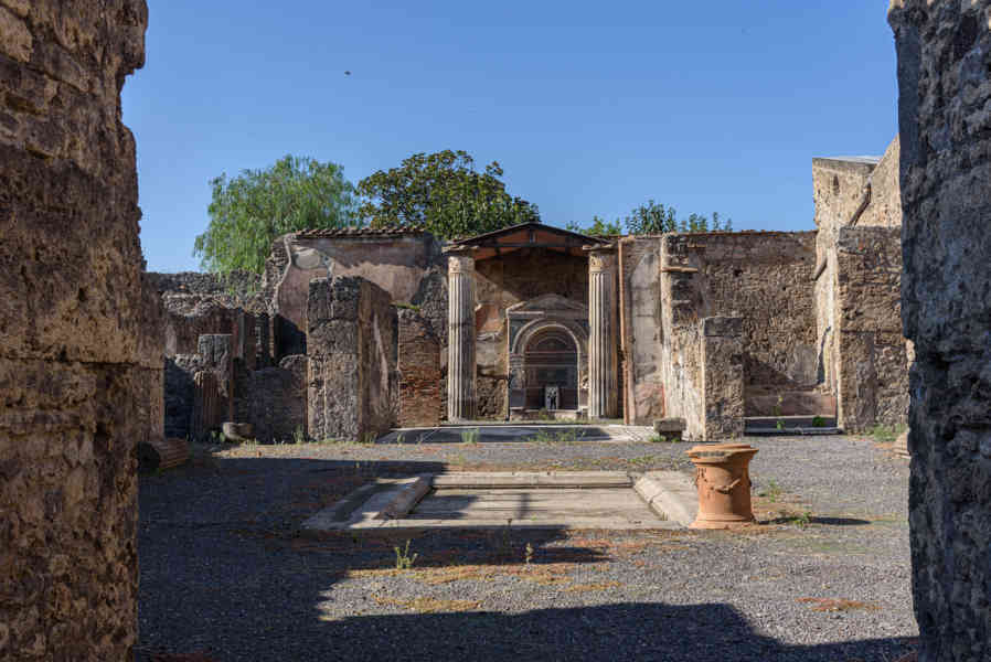 038 - Italia - Pompeya - parque arqueológico de Pompeya - Casa de la Fuente Grande.jpg